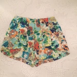 Floral print shorts